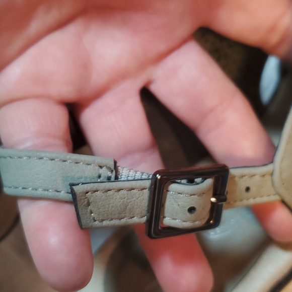 EASY STREET SANDAL CONFORT WAVE SIZE 6 1/2 - Picture 8 of 17